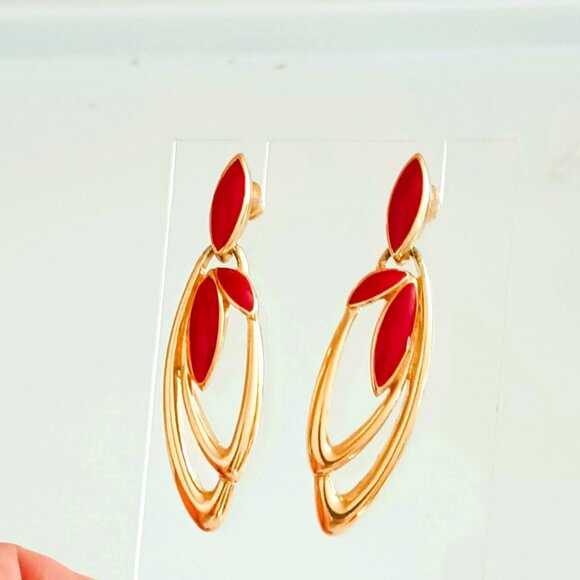 Trifari Vintage Red Enamel Dangle Earrings Gold Tone Leaf Post Drop Earrings - Picture 5 of 10